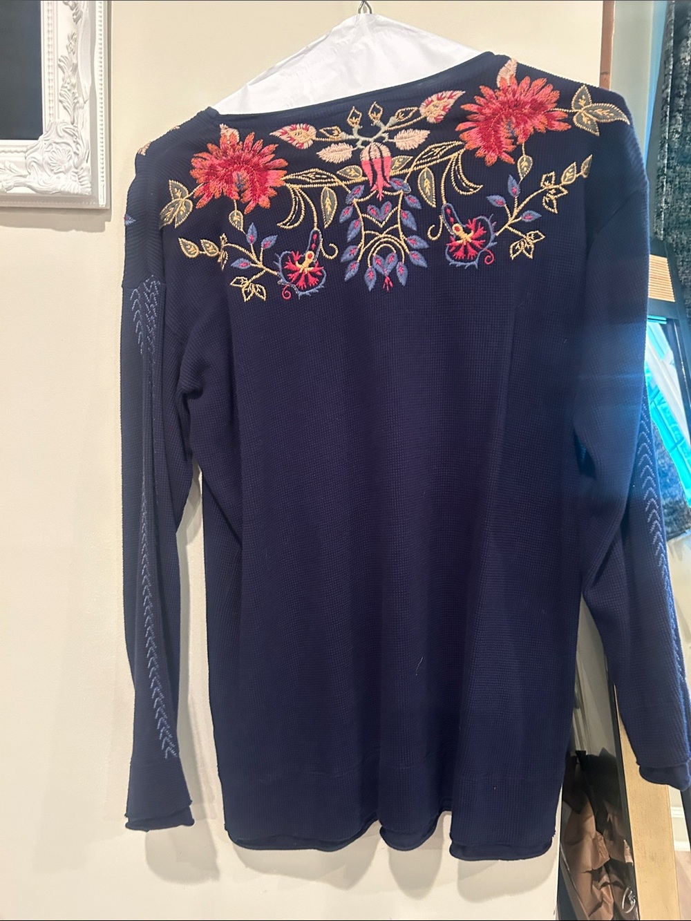 Johnny Was Loana Navy Floral Embroidered Long Sleeve Thermal Top - Picture 6 of 9
